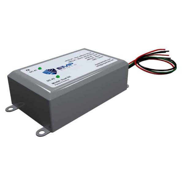 A dual DC power supply for large solar applications with a wire connection.