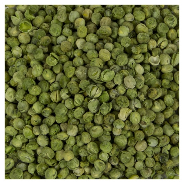 Harmony House Dried Sweet Peas (44 lbs) - A pile of green peas.